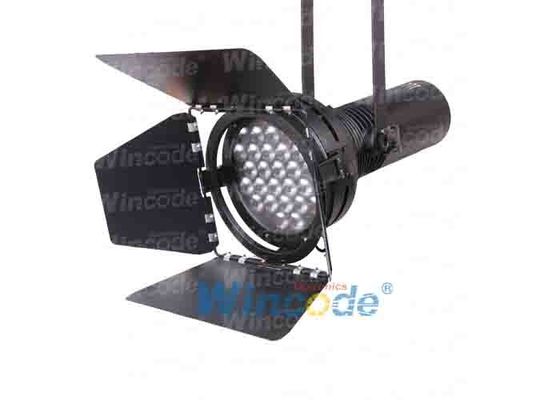 अच्छी कीमत उच्च स्थिरता छत एलईडी प्रदर्शनी प्रकाश व्यवस्था DMX 512 नियंत्रण 360W जलरोधक IP20 ऑनलाइन